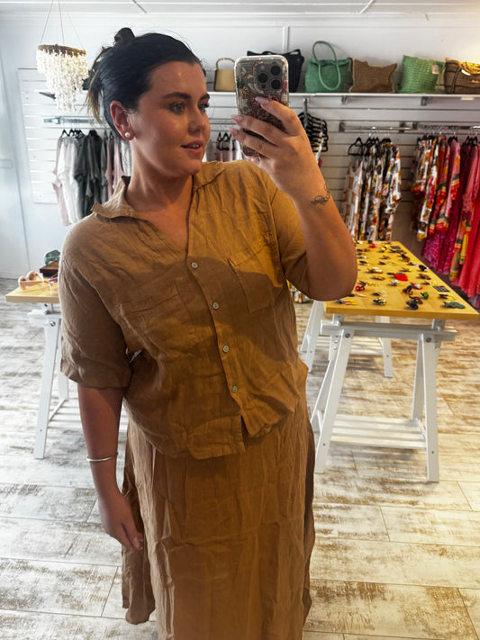 Holiday Top - Camel