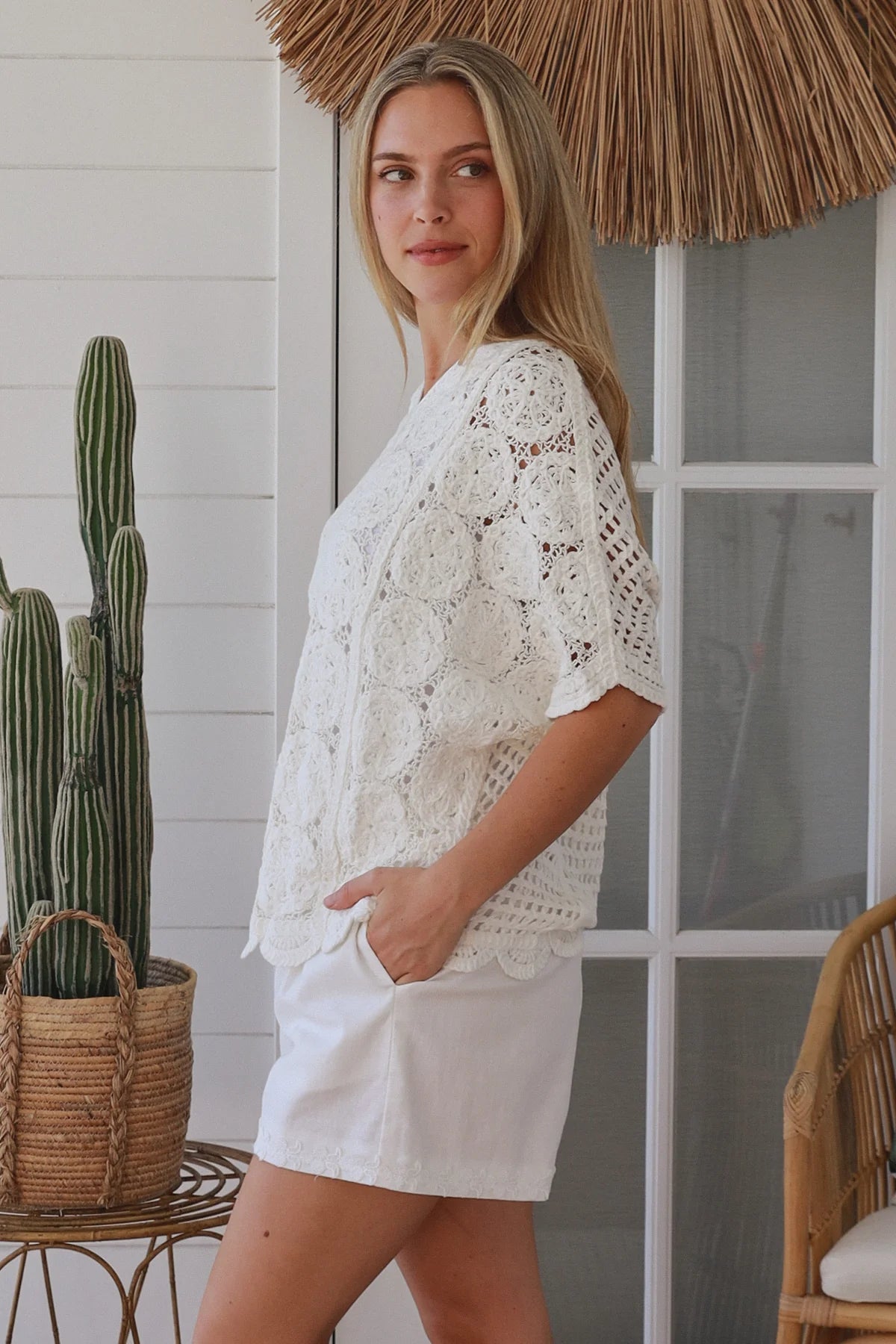 Scalloped Crochet Top - White